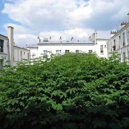 Charming In Montmartre * Париж