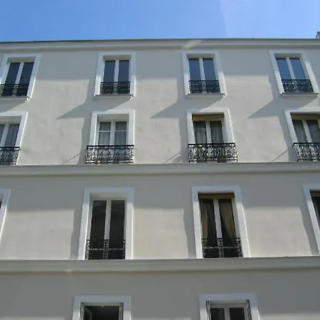 Апартаменты Charming In Montmartre *