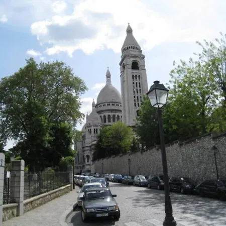 Apartment Charming In Montmartre *