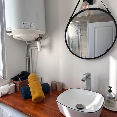 Appartamento Charming In Montmartre Parigi