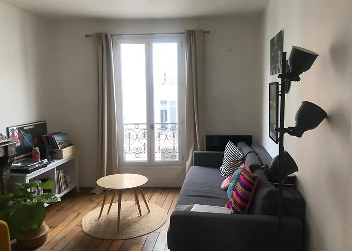 Charming In Montmartre *